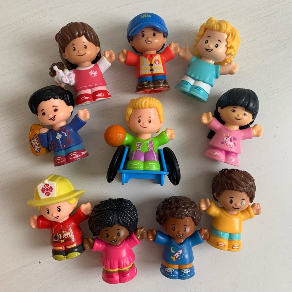 Fisher-Price Little People Lot of 10 Figures Modern Style